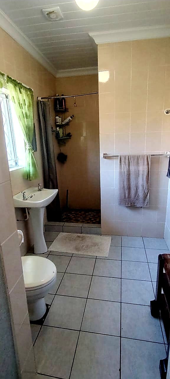 4 Bedroom Property for Sale in Amalinda Eastern Cape